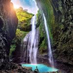 Air-Terjun-Madakaripura-Probolinggo-memiliki-ketinggian-200-meter-sehingga-ditempatkan-sebagai-air-terjun-tertinggi-di-Pulau-Jawa-airterjunmadakaripura-1200x936